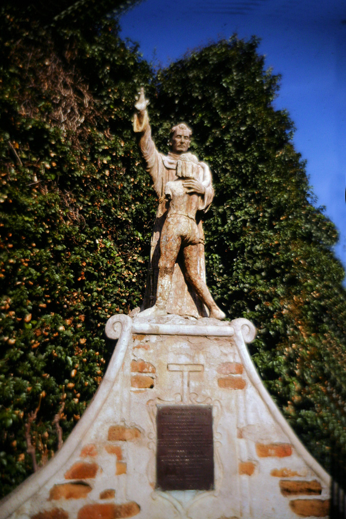 Statue-Junipero-Serra.jpg